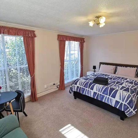 Large Private Room In Modern Stylish House Dunedin Dış mekan fotoğraf