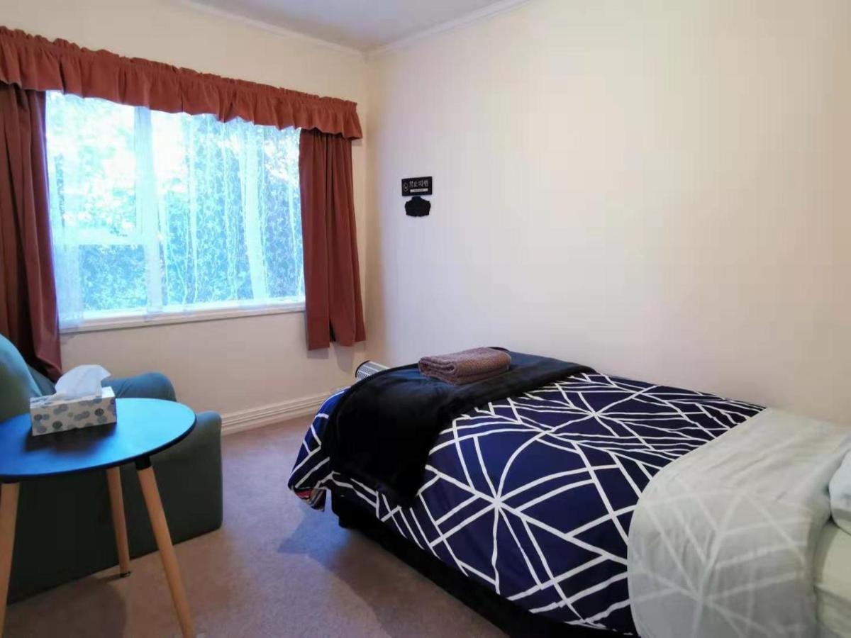 Large Private Room In Modern Stylish House Dunedin Dış mekan fotoğraf